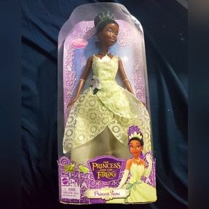 : Disney princess Tiana doll  from the movie  Princess and the Frog"